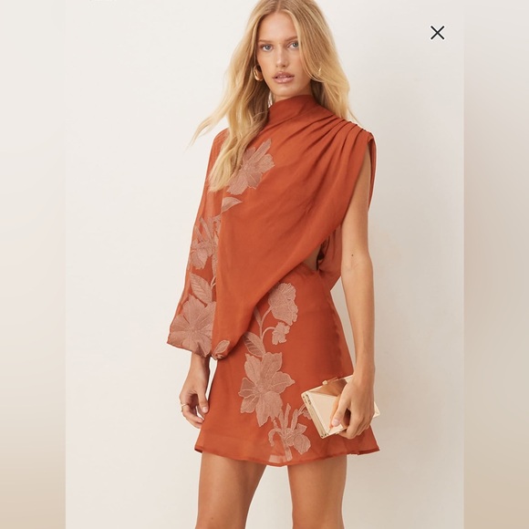 Elegant Floral Embroidered Skirt - Rust